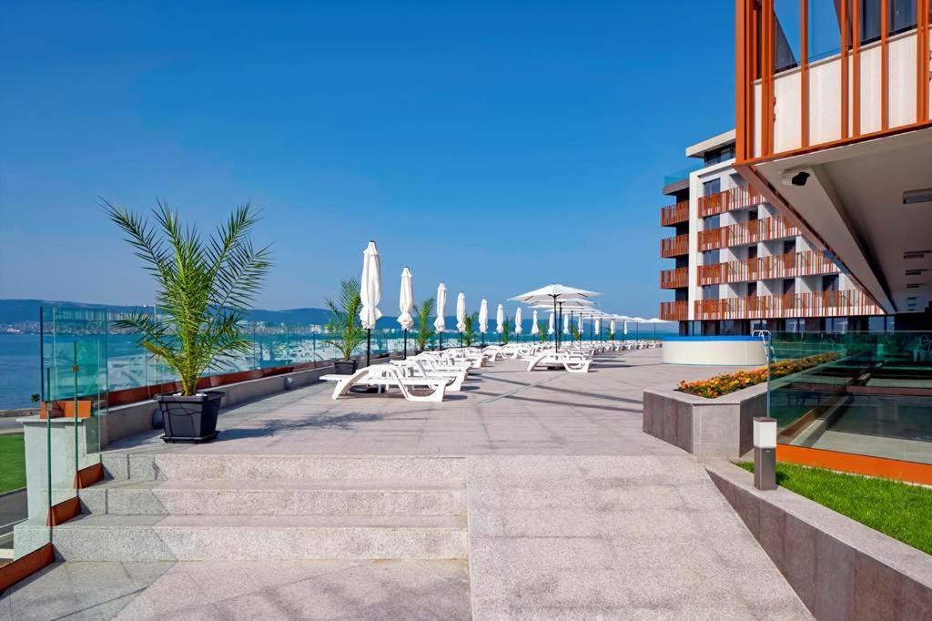 Paradiso Aparthotel - Private Apartment -Bsr-2 Nesebar Bagian luar foto