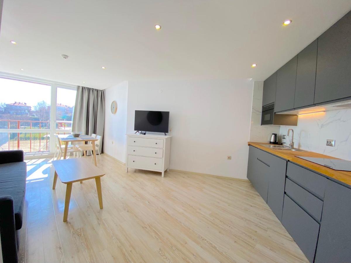 Paradiso Aparthotel - Private Apartment -Bsr-2 Nesebar Bagian luar foto